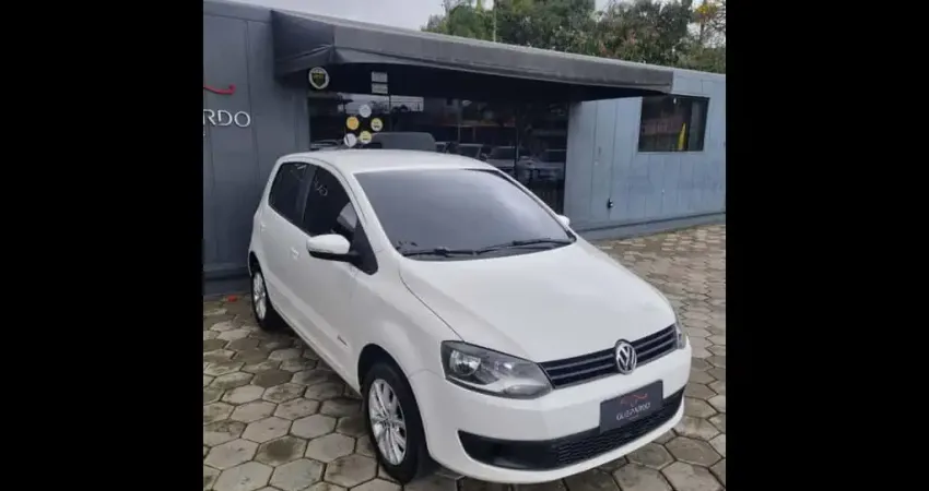 Volkswagen Fox 1.6 Mi Total Flex 8V 5p
