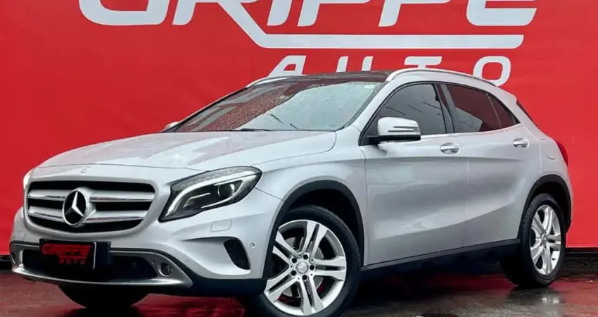 MERCEDES-BENZ GLA250 2016