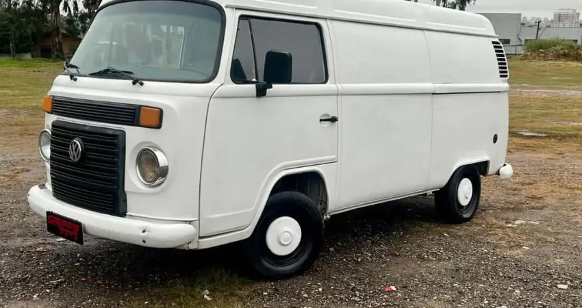 VOLKSWAGEN KOMBI FURGAO 2013