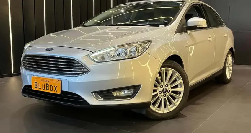 Ford Focus Fastback TITANIUM 2.0 Flex Aut.  - Prata - 2017/2018