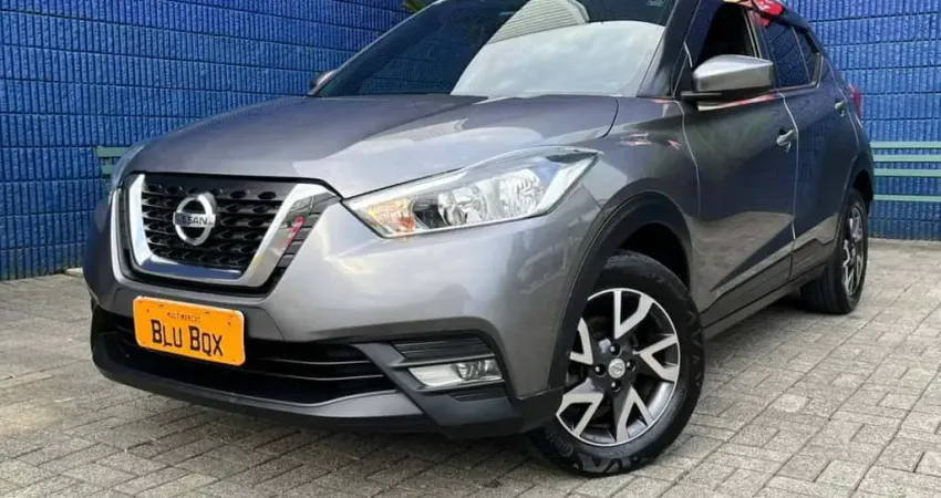 Nissan Kicks S 1.6 16V Flex 5p Aut.  - Cinza - 2017/2018