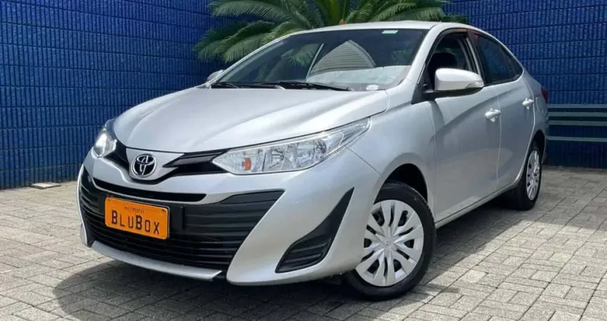 Toyota Yaris XL Live Sedan 1.5 Flex 16V 4p Aut. - Prata - 2020/2021