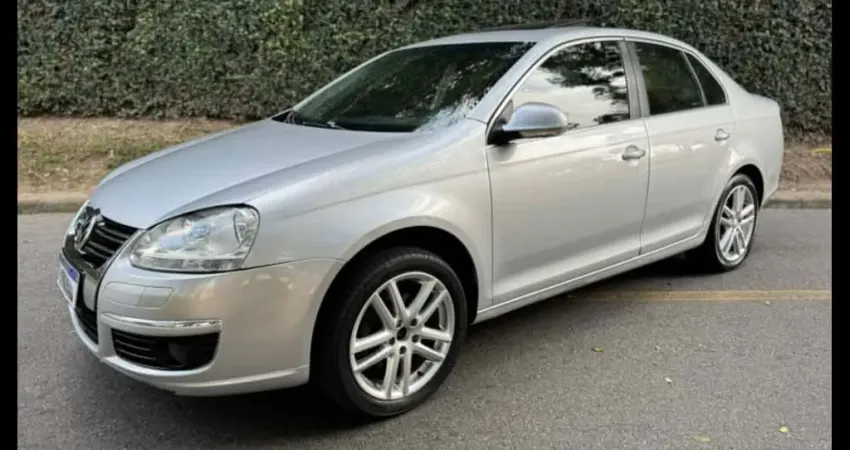 Volkswagen JETTA 2.5 I 20V 170CV GASOLINA 4P TIPTRONIC
