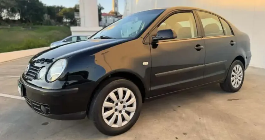 Volkswagen POLO SEDAN 1.6 MI COMFORTLINE 8V FLEX 4P MANUAL
