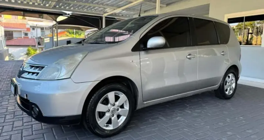 Nissan LIVINA 1.6 SL 16V FLEX 4P MANUAL