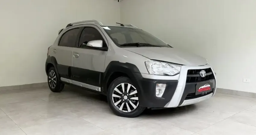 Etios Cross 1.5 Flex(a ut) Placa A Baixo km 