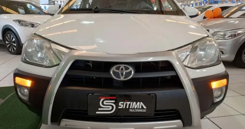 TOYOTA ETIOS 1.5 CROSS FLEX 2014