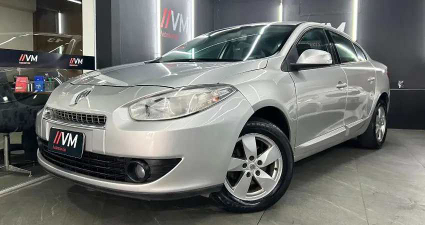 FLUENCE Sed. Dynamique 2.0 16V Aut. ÚNICO DONO