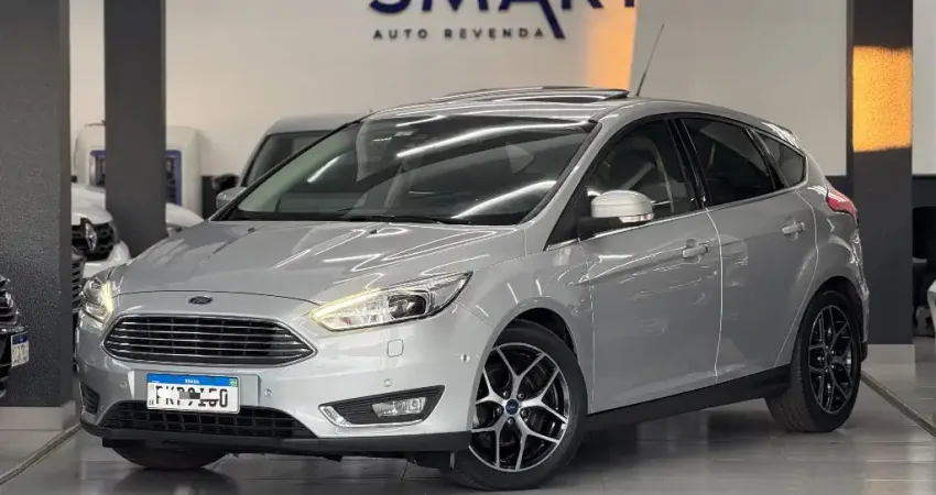Ford Focus Titanium 2.0 AT