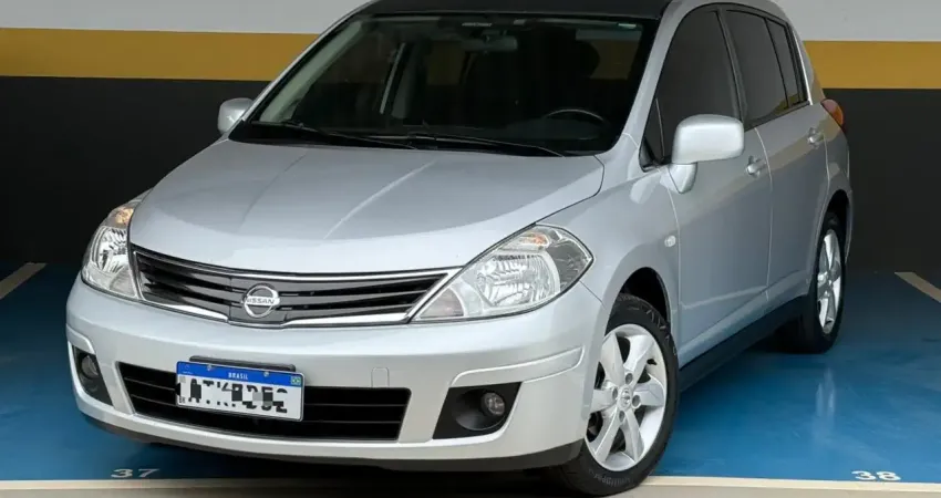 Nissan Tiida 1.8 SL 