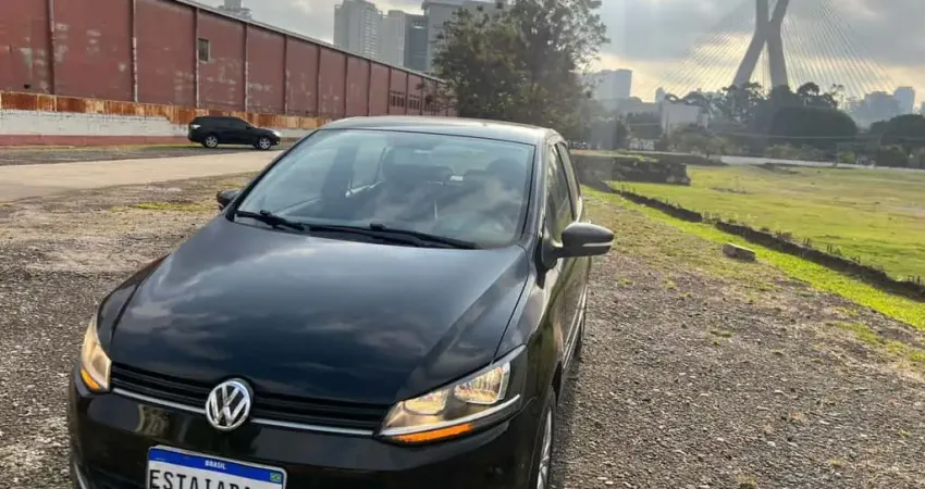 VOLKSWAGEN NOVO FOX CL MB 2015