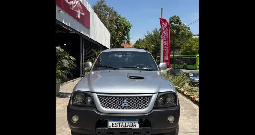 MITSUBISHI L200 OUTDOOR 2012