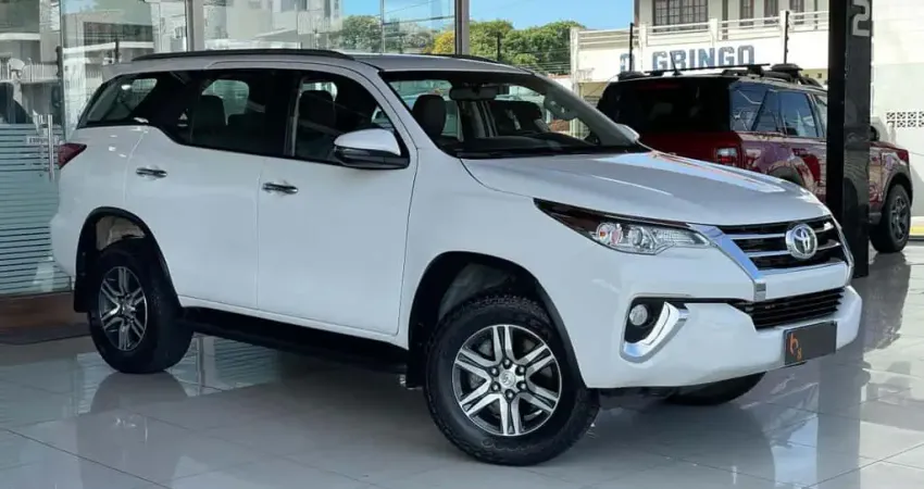 Hilux SW4 SRV 4x2 2.7 Flex 16V Aut.