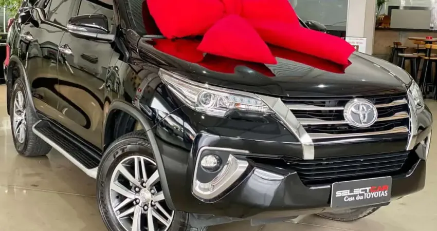 TOYOTA HILUX SW4 2.8 SRX 4X4 16V TURBO INTERCOOLER DIESEL 4P 2018