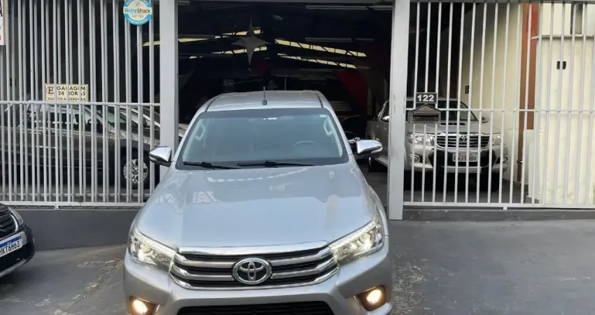 Toyota Hilux CD SRX 4x4 2.8 TDI 16V Diesel Aut.