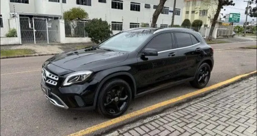 MERCEDES-BENZ GLA 200 1.6 CGI ADVANCE 16V TURBO 4P 2018