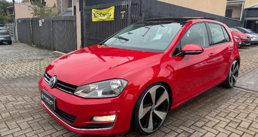 Volkswagen Golf Alemao mais top da categoria