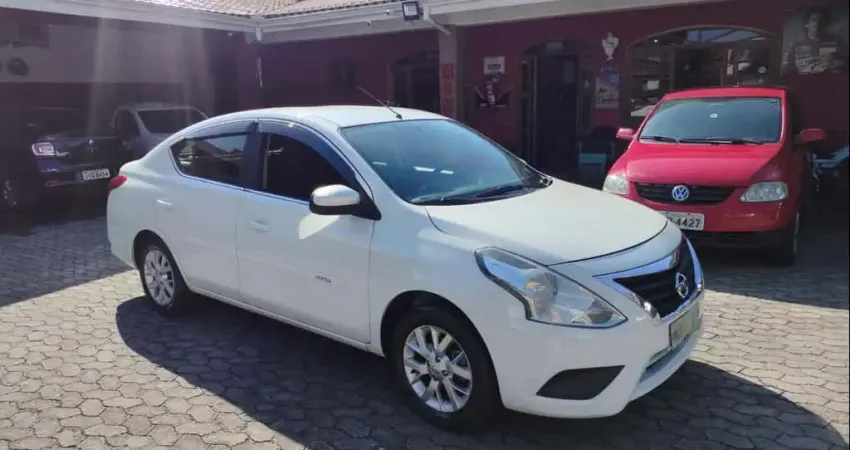 NISSAN VERSA 16SV CVT 2018