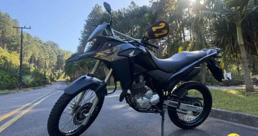 XRE 300 ABS 2022 c/ 5600 KM