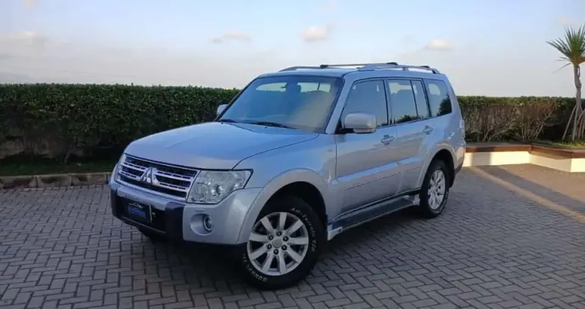 Mitsubishi Pajero full 2010 3.2 hpe 4x4 16v turbo intercooler diesel 4p automático