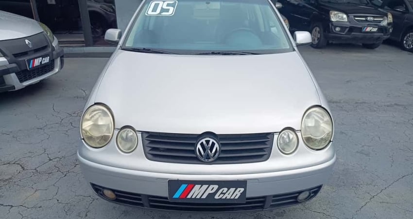 Volkswagen Polo Sedan 2.0 8V Gasolina Manual