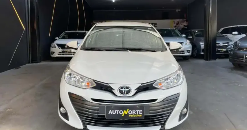 Toyota Yaris Flex Automático