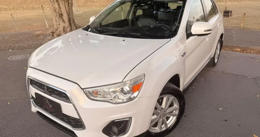 Mitsubishi ASX 2.0 16V TRAÇÃO 4X4 160cv Aut. 2013 Bancos de couro 