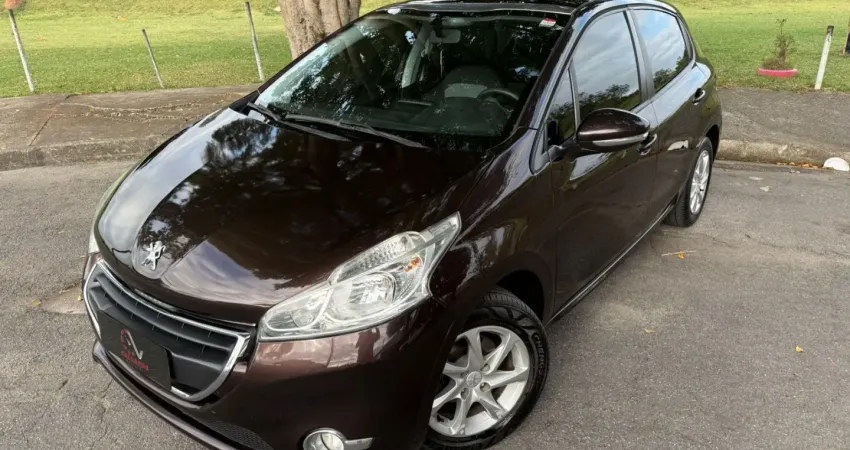 PEUGEOT 208 1.5 MEC 2015 TETO PANORAMICO 