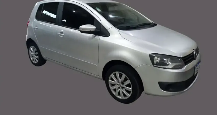 Fox trend 1.0 ano 2013 completo