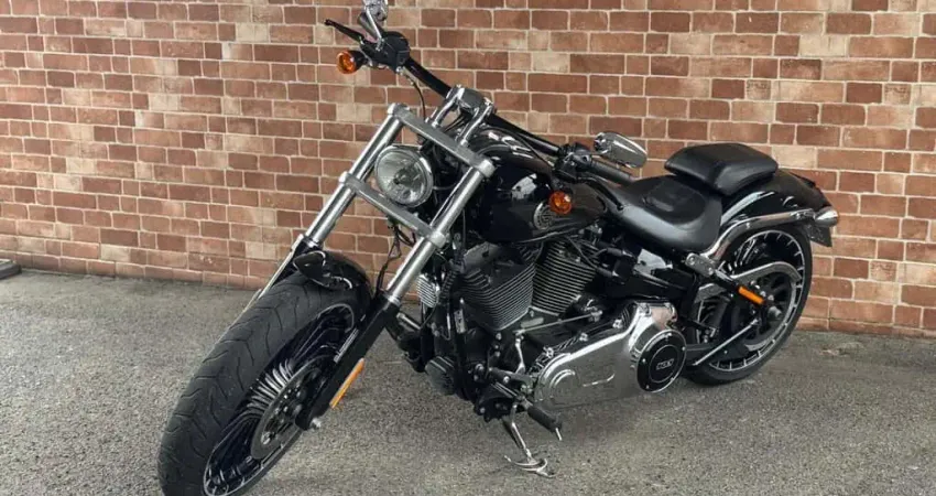HARLEY-DAVIDSON SOFTAIL BREAKOUT FXSB 2017