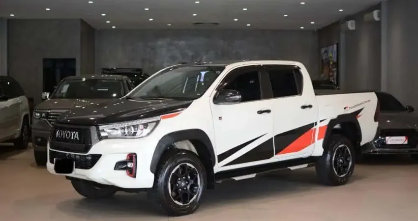 TOYOTA HILUX CD GR-S 4X4 2.8 TDI DIES. AUT. 2020