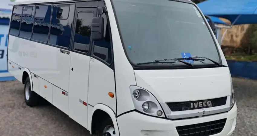 IVECO CITYCLASS 70C17HD  EXECUTIVO 25 PASSAGEIROS 2014
