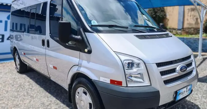 FORD TRANSIT 14 LUGARES 2011