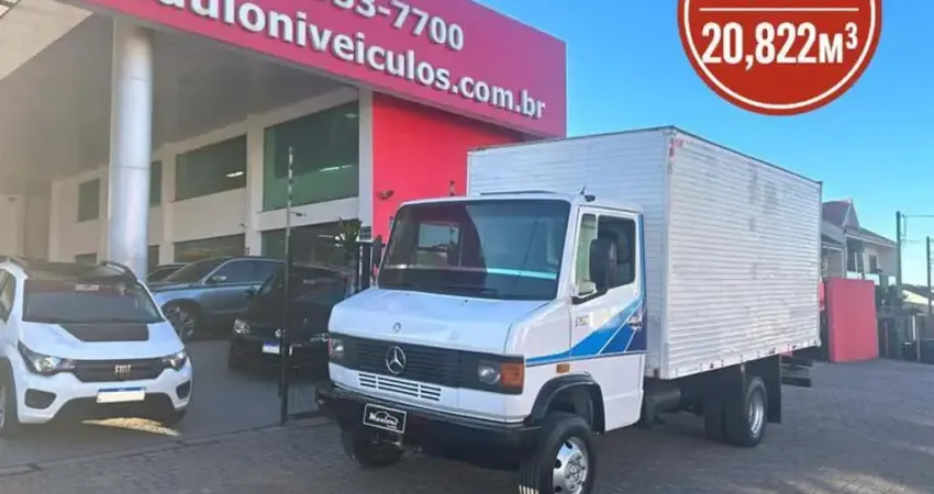 MERCEDES-BENZ 710 2003