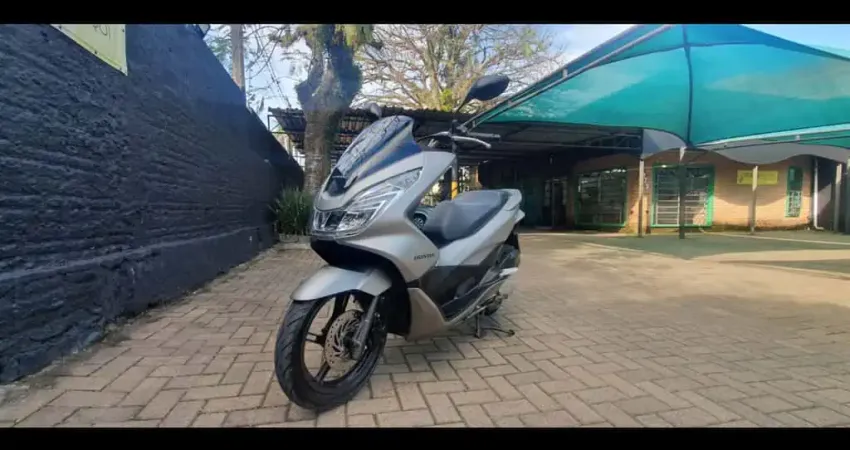 Honda PCX 150 DLX