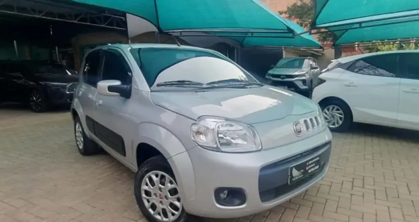 Fiat UNO 1.0 EVO VIVACE 8V FLEX 4P MANUAL