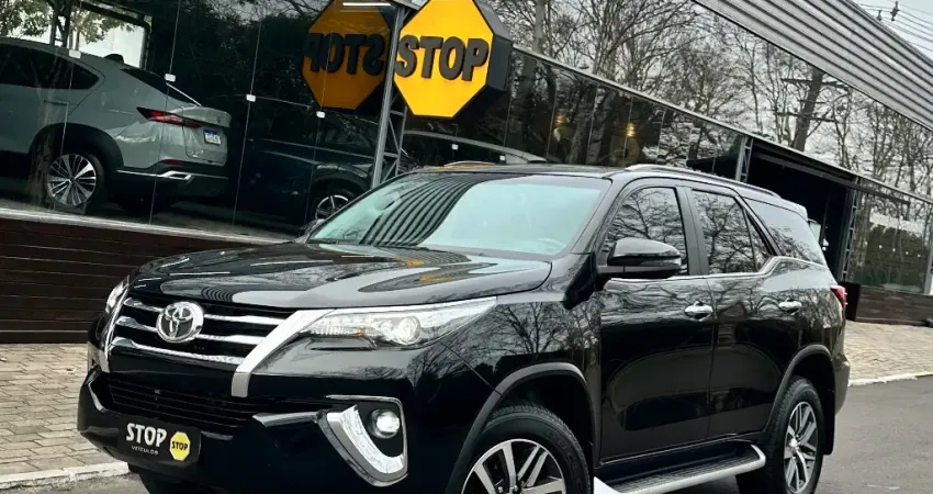 HILUX SW4 SRX 2.8 Turbo Diesel, POTÊNCIA, CONFORTO E SOFISTICAÇÃO 