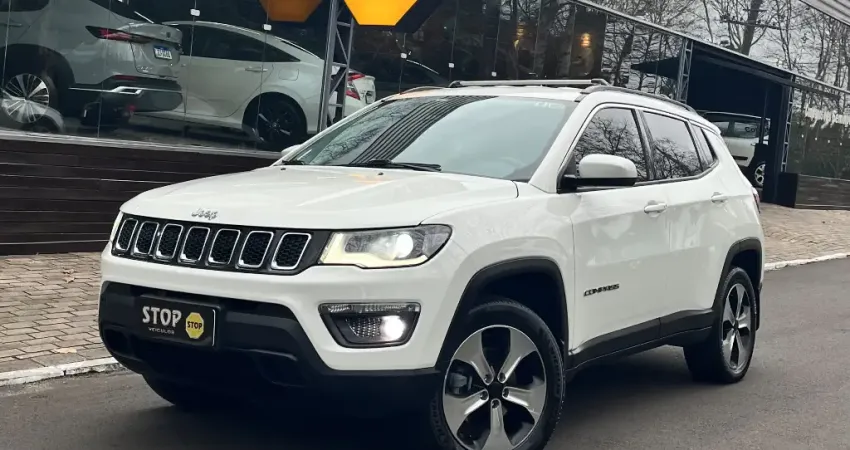 Jeep Compass Longitude 4x4 Turbo Diesel - Ideal pra quem busca um carro confortável, espaçoso e robu
