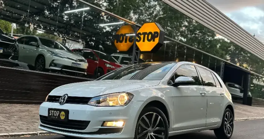 O CARRO MAIS DESEJADO DA VW - GOLF TSI COM TETO SOLAR E CAMBIO AUTOMÁTICO