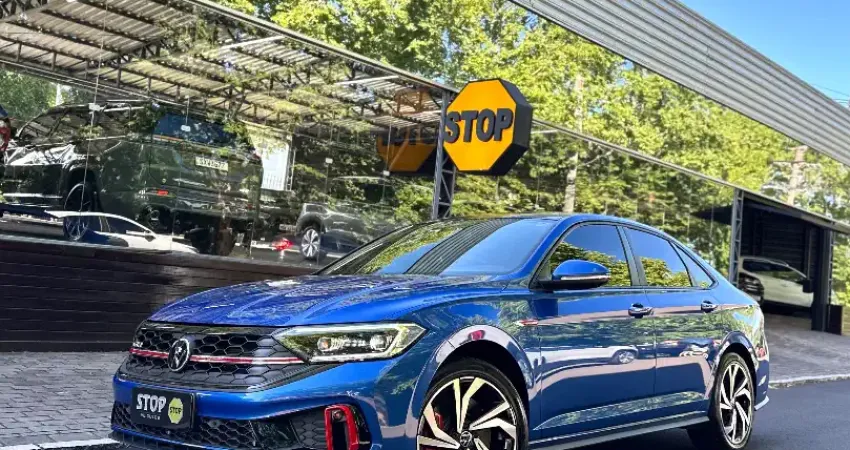 O SEDAN DE ESPORTIVO QUE TRAZ PERFORMANCE E EXCLUSIVIDADE EM CADA DETALHE