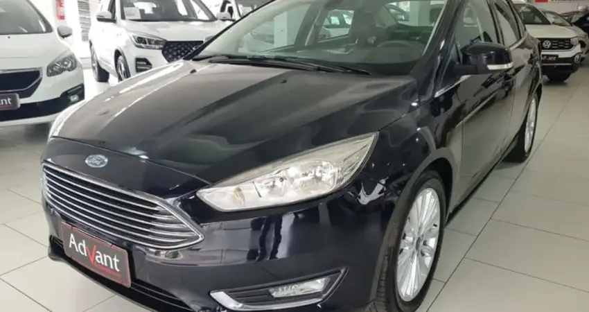 Ford FOCUS 2.0 TITANIUM FASTBACK 16V FLEX 4P POWERSHIFT