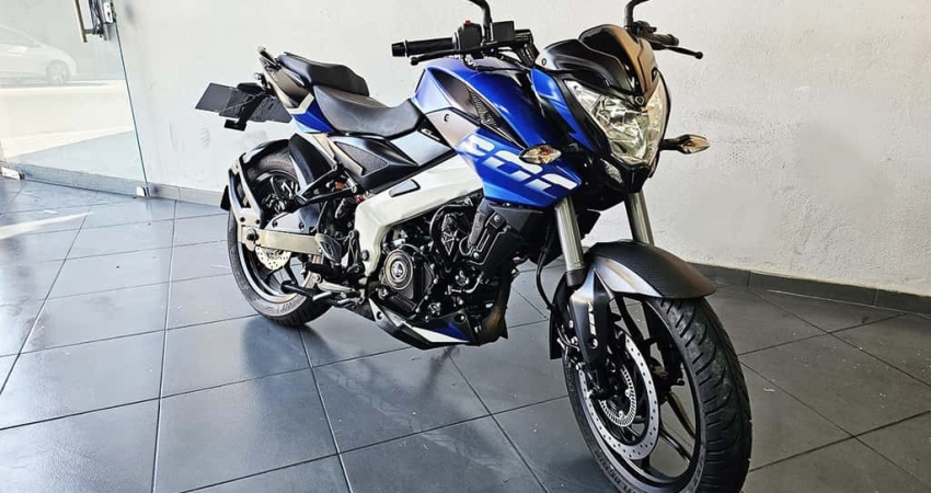 BAJAJ DOMINAR 200