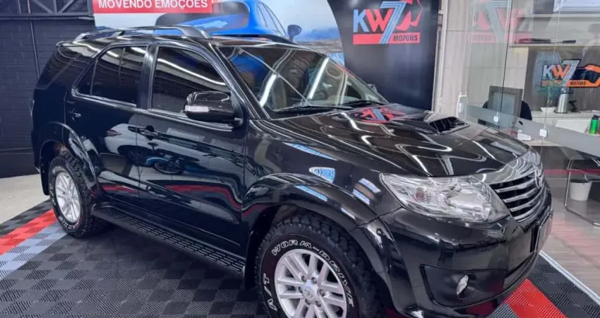 Toyota Hilux sw4 2013 3.0 srv 4x4 16v turbo intercooler diesel 4p automático