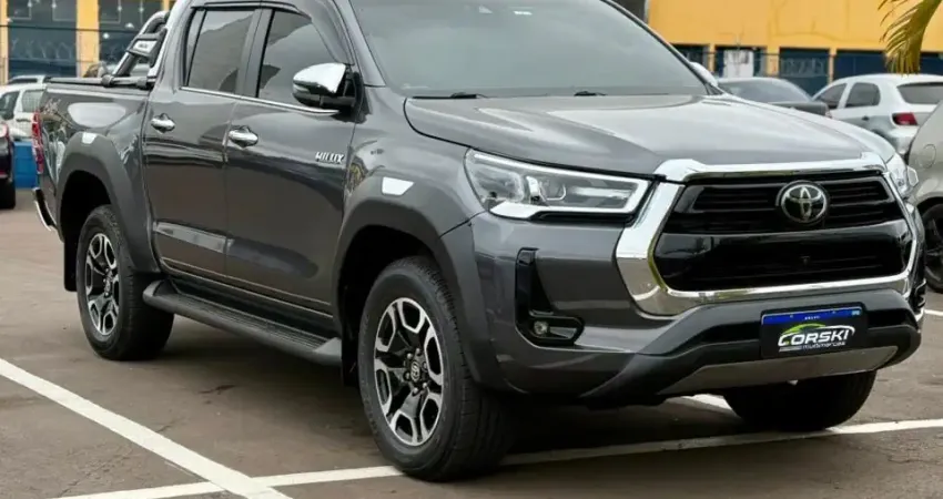 TOYOTA HILUX 2.8 SRX TURBO DIESEL 204cv AUTOMÁTICO - 2022