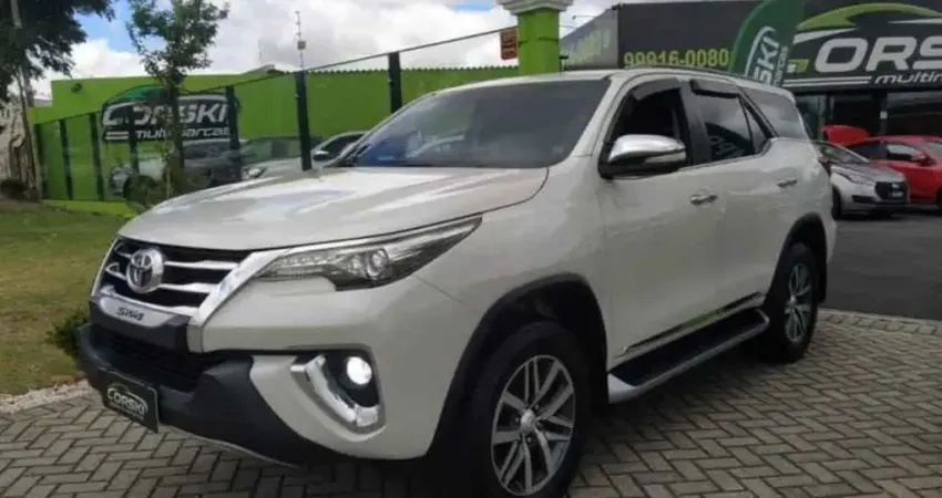 TOYOTA HILUX SW4 SRX 4X4 2.8 TDI 16V TURBO DIESEL 177cv AUTOMÁTICO 6M - 2017