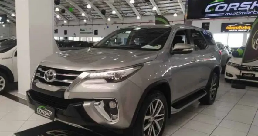 TOYOTA HILUX SW4 SRV 2.7 FLEX 7 LUGARES AUTOMÁTICO 6M - 2019