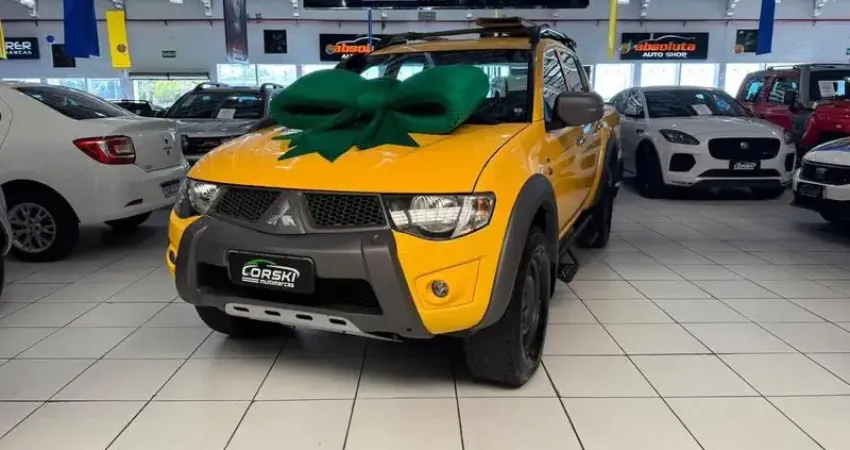 MITSUBISHI L200 TRITON SAVANA 4X4 TURBO DIESEL 180CV MANUAL 6M - 2017