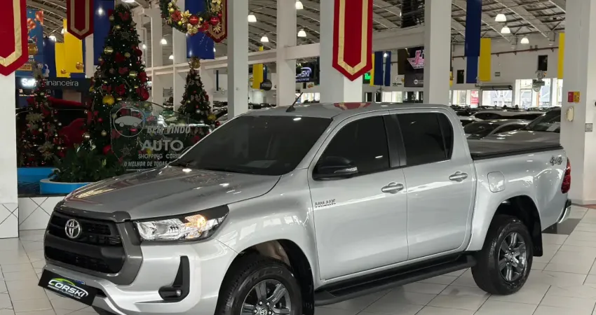 TOYOTA HILUX SR 2.8 CD TURBO DIESEL AUTOMÁTICO - 2025