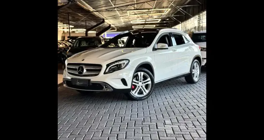 MERCEDES-BENZ GLA 250 250 Enduro 2.0 TB 16V 211cv Aut.