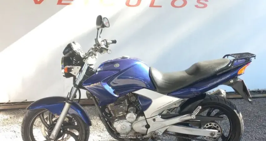 Yamaha Fazer em ótimo estado e confiável. Venha conhecer a Kandi Veículos